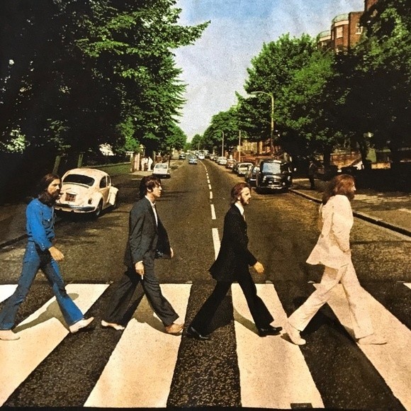 Beatles Abbey Road Graphic Tee, Size Large - Picture 2 of 4